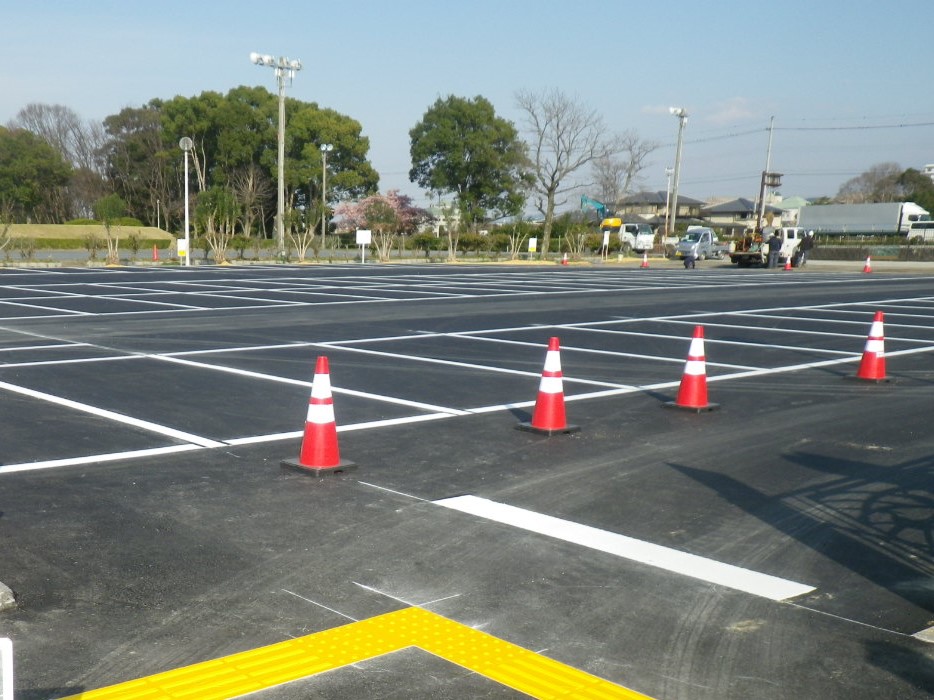 守山市民運動公園第2駐車場舗装工事完了